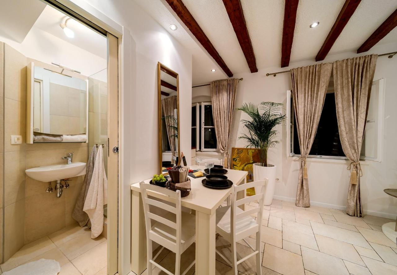 Charming Old Town Apartment Pjaca Split Eksteriør bilde