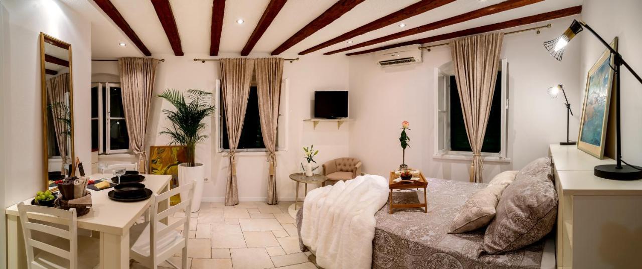 Charming Old Town Apartment Pjaca Split Eksteriør bilde